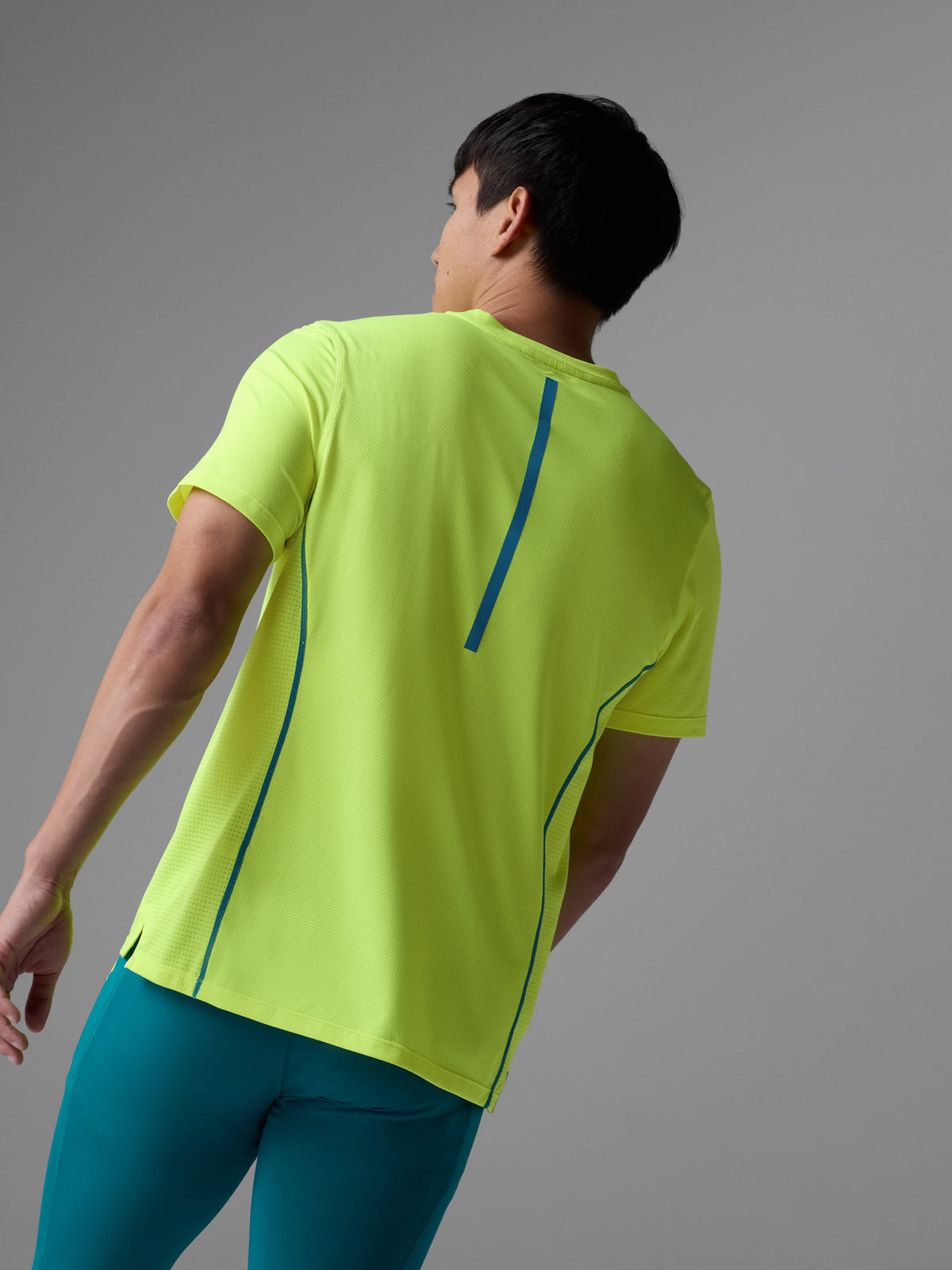 Men's rabbit Tempo Tank. Yellow.