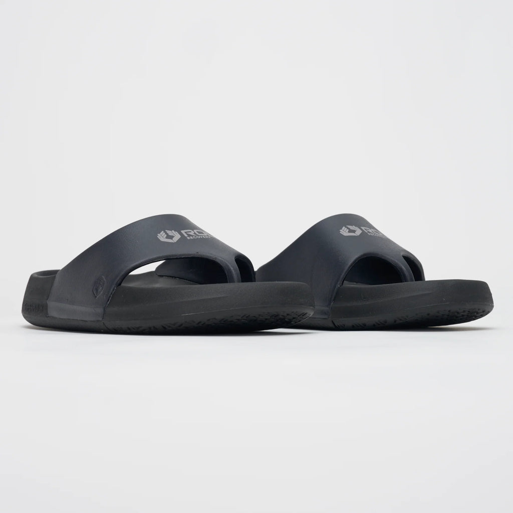 Men's Roll Recovery Superplush Flipflop. Black.
