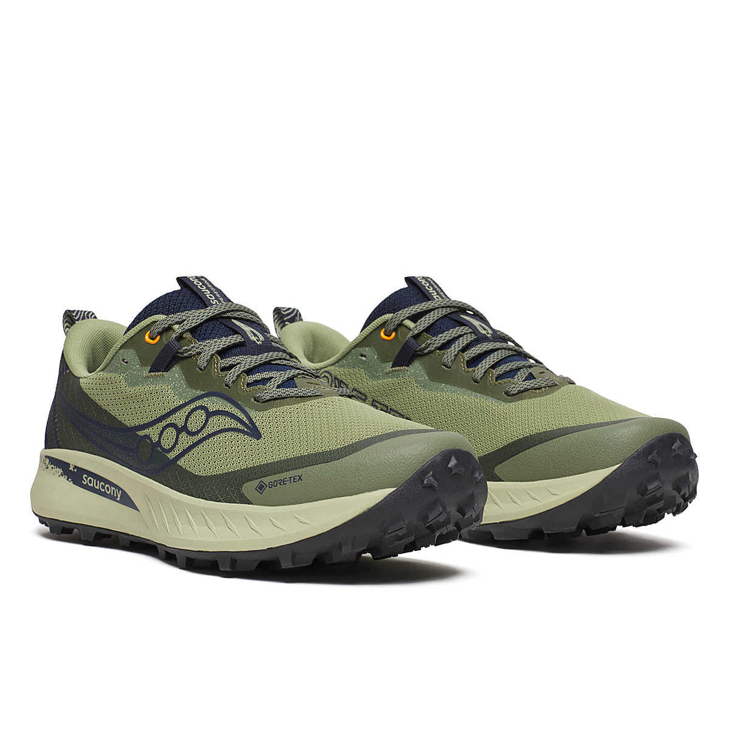 Men's Saucony Peregrine 15 GTX. Green upper. Tan midsole. Lateral view.
