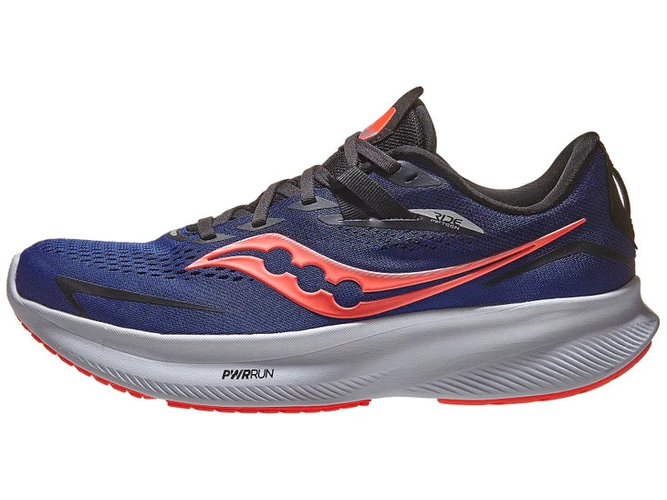 Men's Saucony Ride 15. Blue upper. Grey midsole. Lateral view.