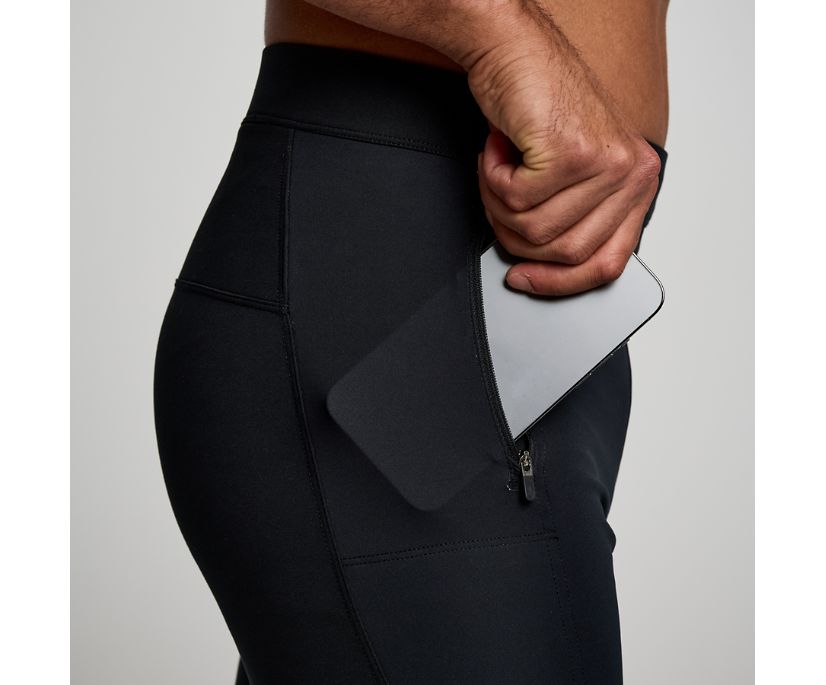 Men's Saucony RunShield Tights. Black. Side pocket closeup.