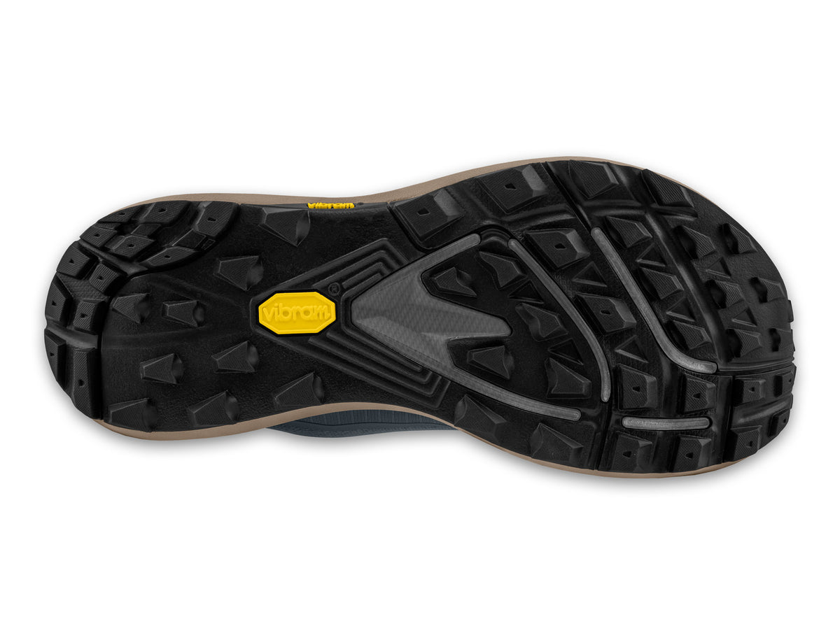 Men's Topo Terraventure 5. Grey upper. Light Grey midsole. Bottom view.