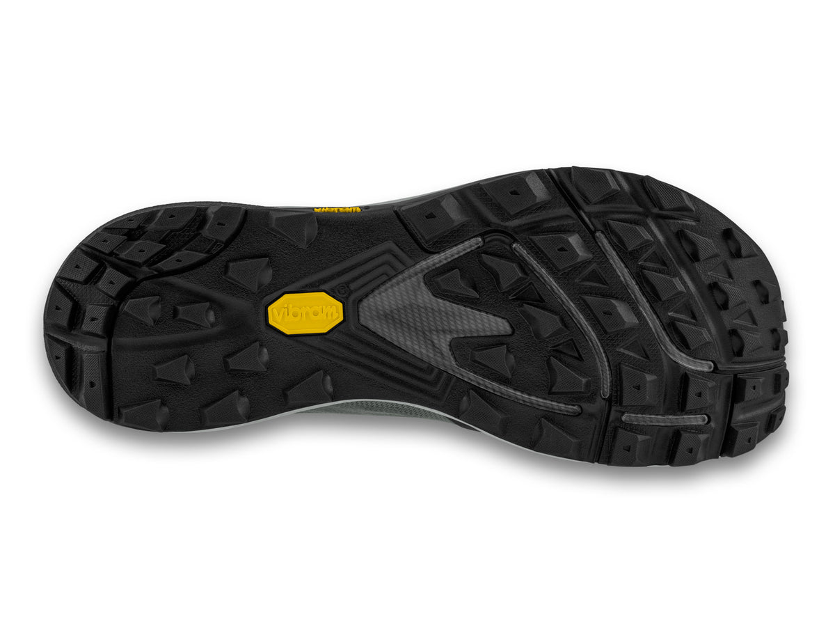Men's Topo Traverse. Dark Grey upper. Light Grey midsole. Bottom view.