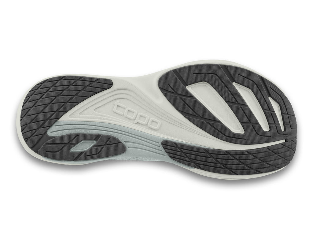 Men's Topo Ultrafly 5. Grey upper. Grey midsole. Bottom view.