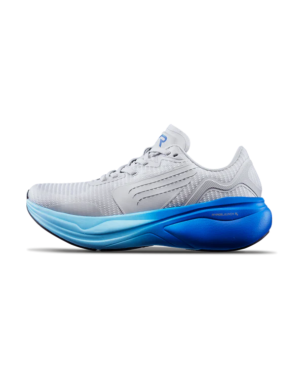 Men's TYR Maverick v1. Light Grey upper. Blue midsole. Lateral view.