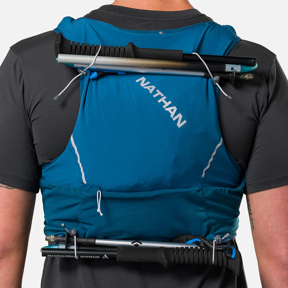 Nathan Pinnacle Pro 6 liter hydration vest. Blue.