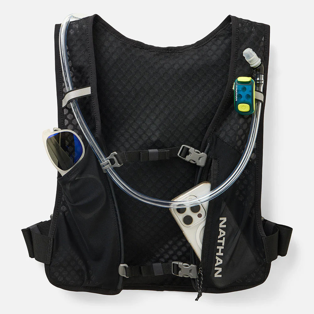 Nathan QuickStart 15 Liter Hydration Pack. Black.