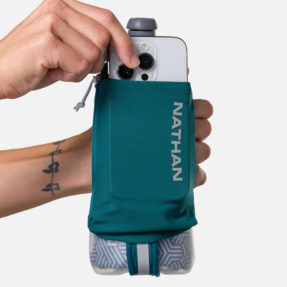Nathan Speed Draw 2 Insulated. 18oz. Deep Teal/Reflective Silver
