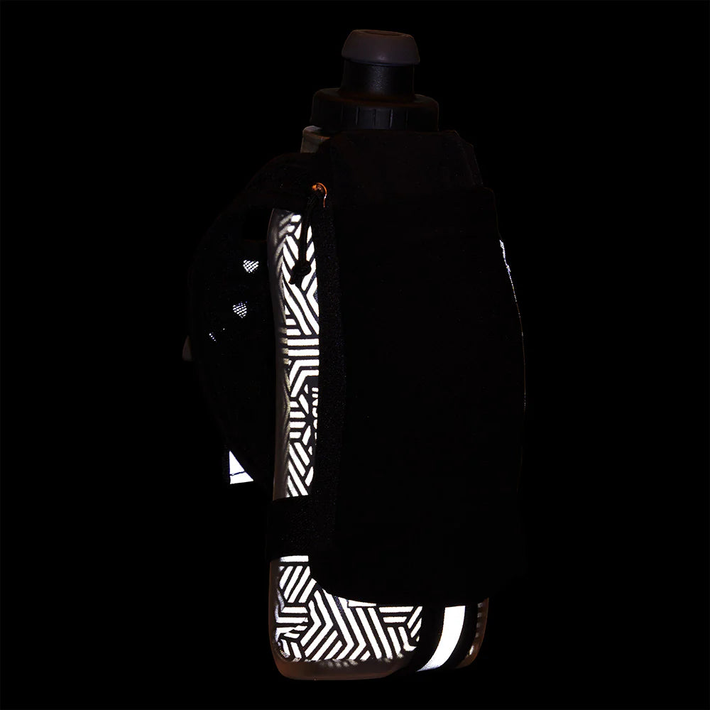 Nathan Speed Draw 2 Insulated. 18oz. Black/Reflective Silver.