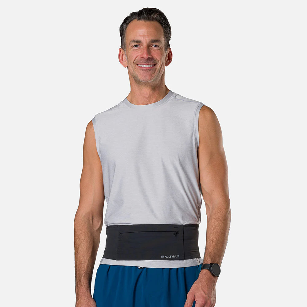 Nathan Zipster Max. Black.
