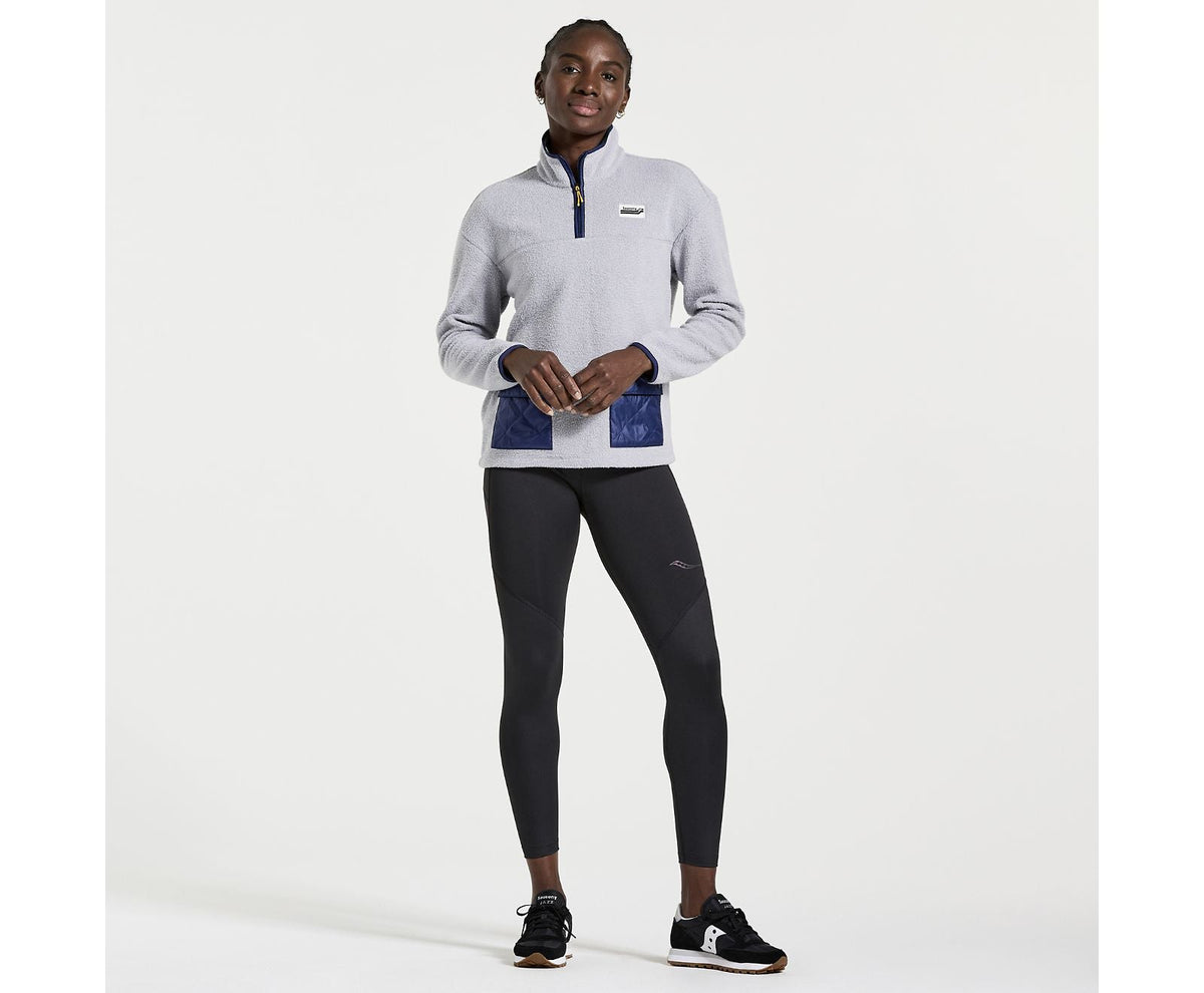 Women's Saucony Rested Sherpa 1/4 Zip. Light Grey Heather. Front view.