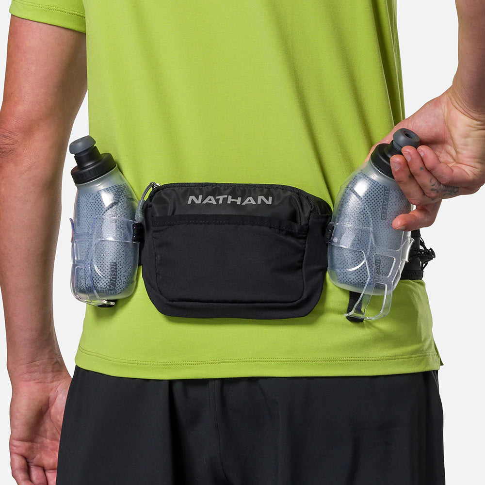 Unisex Nathan TrailMix Plus 3.0 Insulated Hydration Belt. Black. Front view.