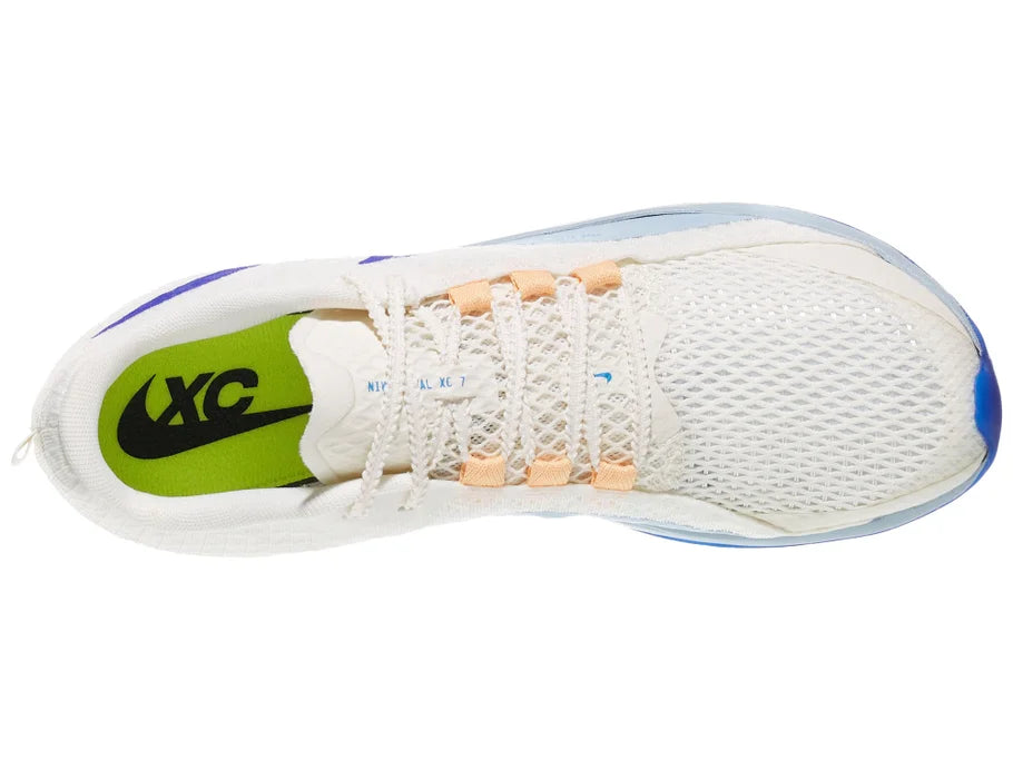 Nike Zoom Rival XC 7. White upper. Blue midsole. Top view.