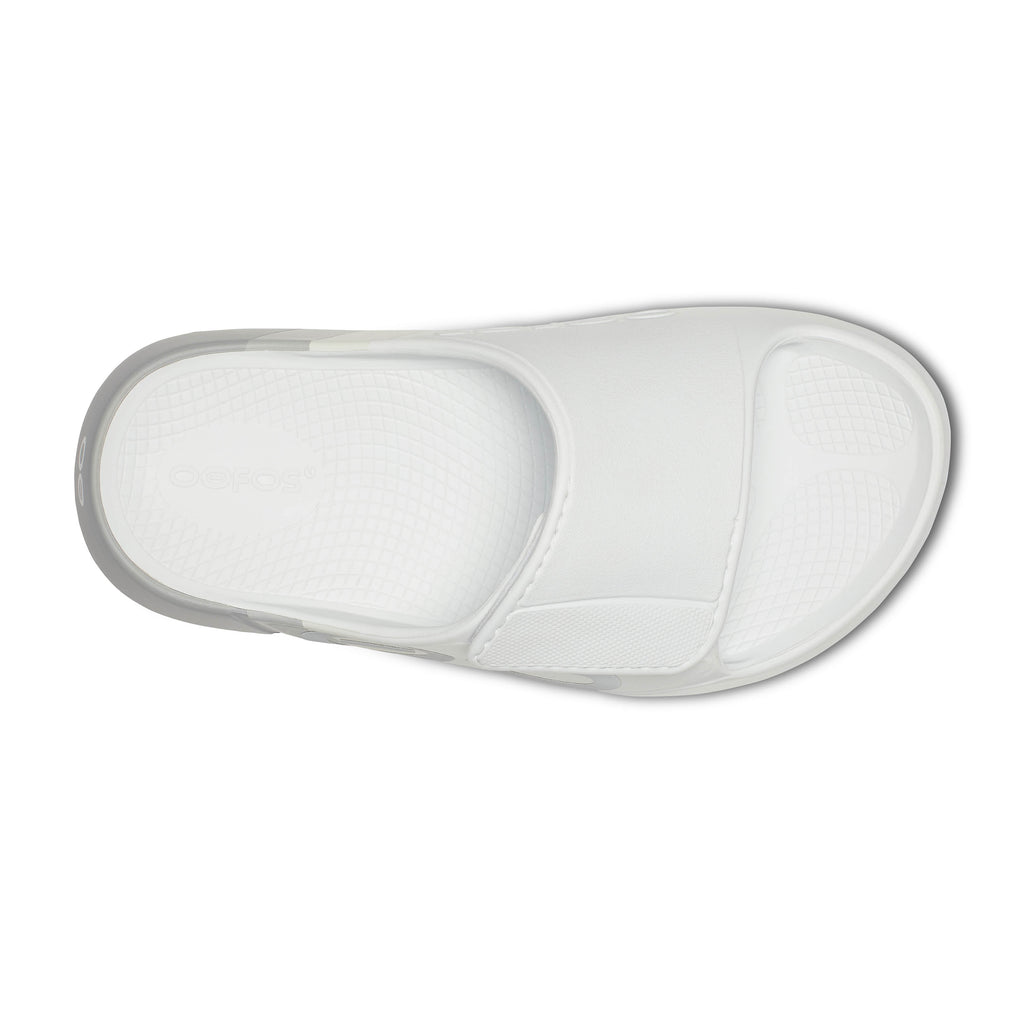 Unisex Oofos Ooahh Sport Flex Sandal. White and grey. Top view.