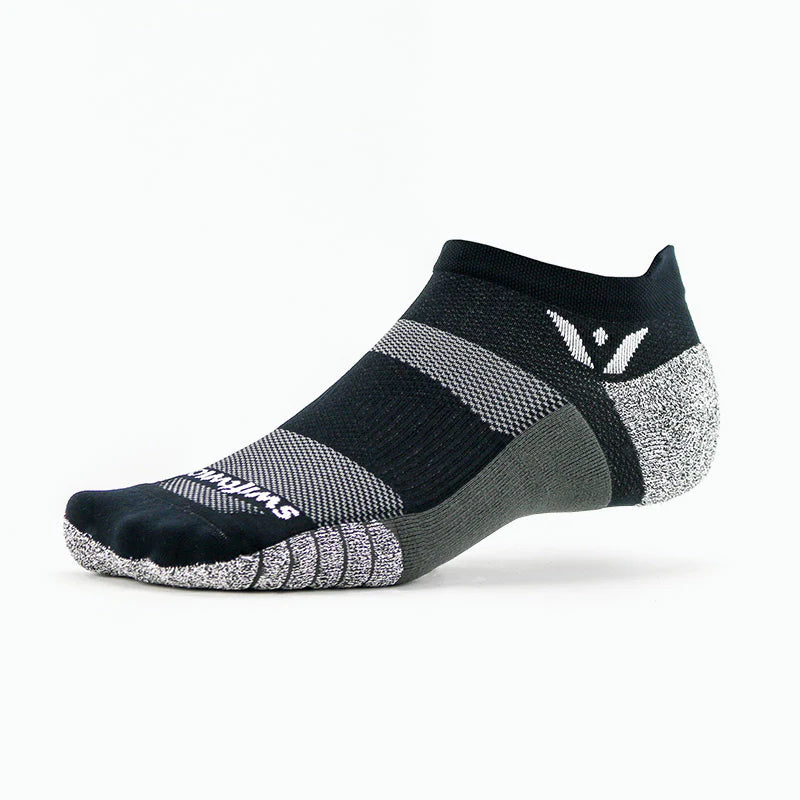 Unisex Swiftwick Flite XT. Black. Lateral view.