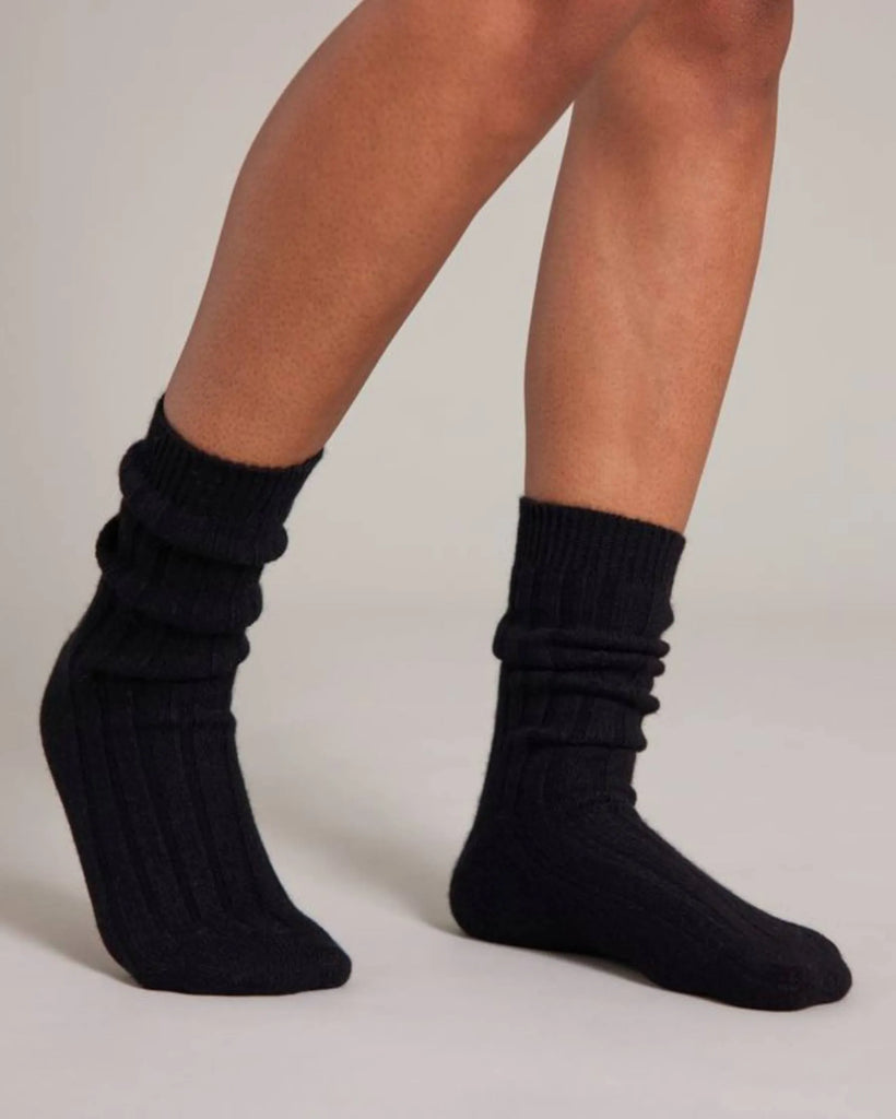 Women's Alashan Cashmere Ribbed Cashmere Socks. Black colorway. 