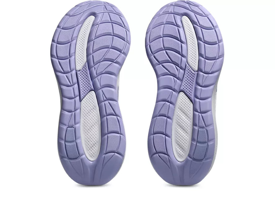 Women's Asics Gel-Cumulus 28. White upper. Light Grey midsole. Bottom view.