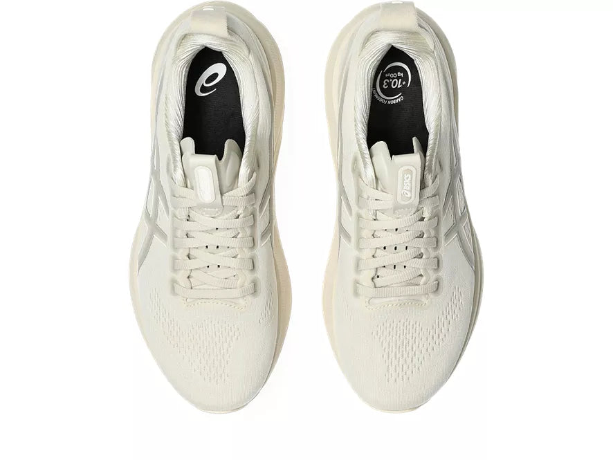 Women's Asics Gel Kayano 32. Beige upper. Beige midsole. Top view.