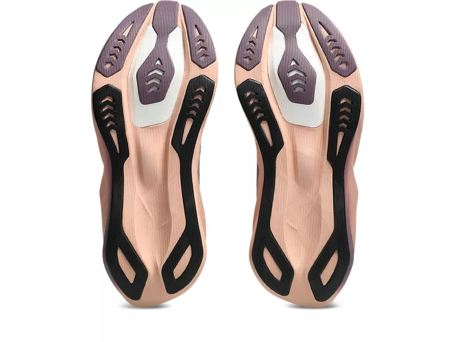 Women's Asics Novablast 6 Dusty Mauve/Cantaloupe outsole view