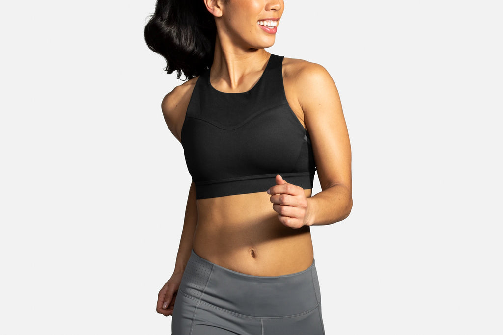 Women's Brooks Drive 3 Pocket Bra. Black. Front view.