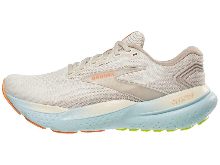 Women's Brooks Glycerin 21. Off white upper. White midsole. Lateral view.
