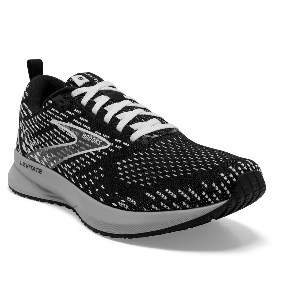 Women's Brooks Levitate 5. Black upper. Grey midsole. Front/Lateral view.