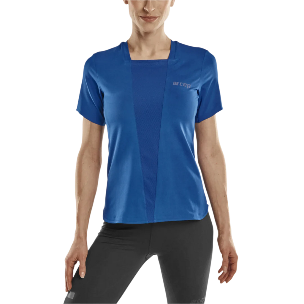CEP Run Shirt 4.0 Short Sleeve Women's. Blue. Front view on model. 