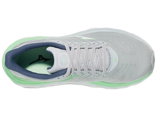 Women's Mizuno Wave Horizon 8. Light Green/Blue upper. Light Green/White midsole. Top view.
