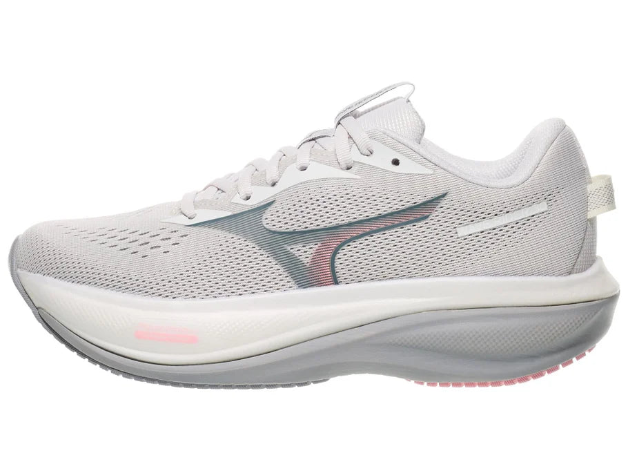 Women's Mizuno Wave Rider 30. Light Grey upper. Grey/White midsole. Lateral view.