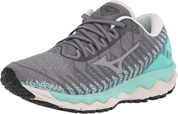 Women's Mizuno Wave Sky 4. Grey upper. Green midsole. Lateral view.