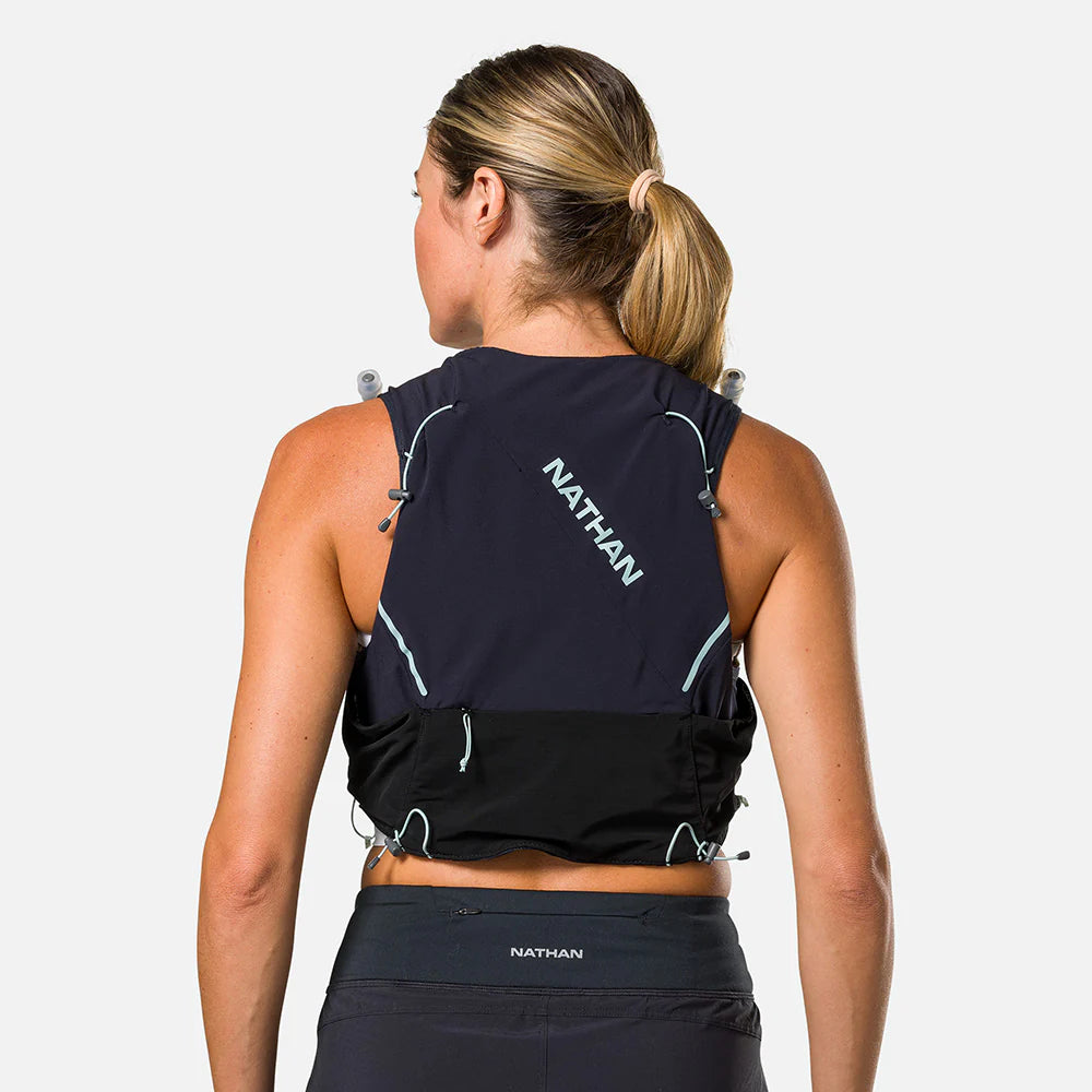 Women's Nathan Pinnacle Pro 6 Liter Hydration Vest. Black.
