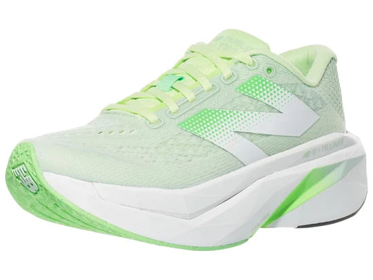 Women's New Balance FuelCell SuperComp Trainer v3. Light Green upper. White midsole. Lateral view.