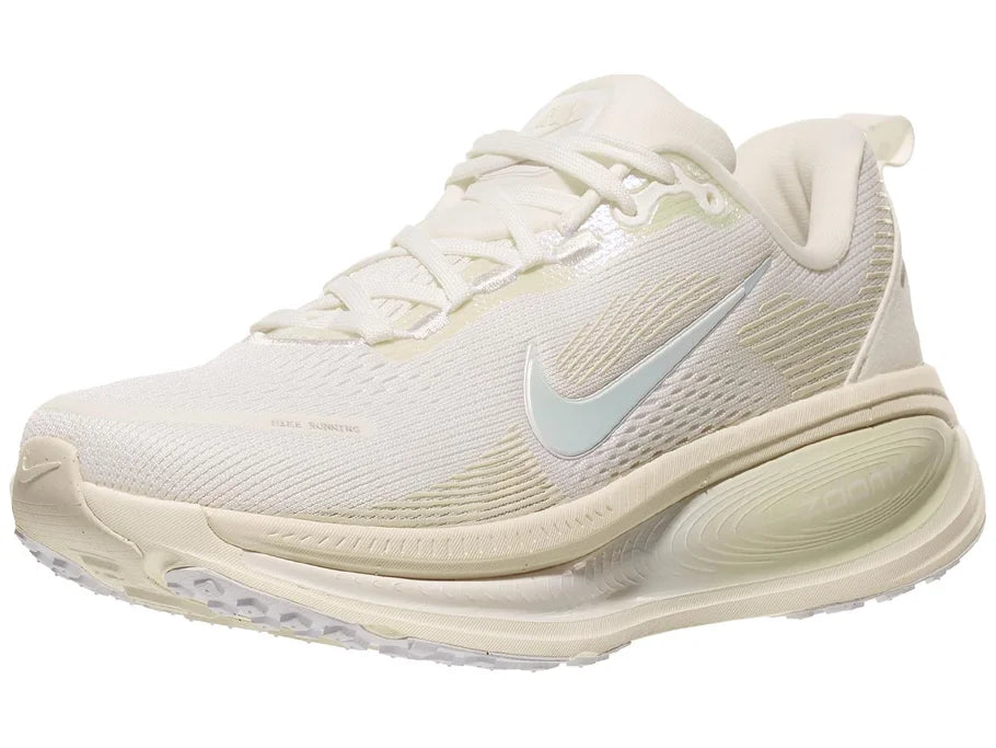 Women's Nike Vomero 18. White upper. White midsole. Lateral view.