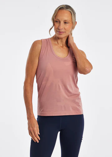 Oiselle Altitude Tank. Mauve. Front view.