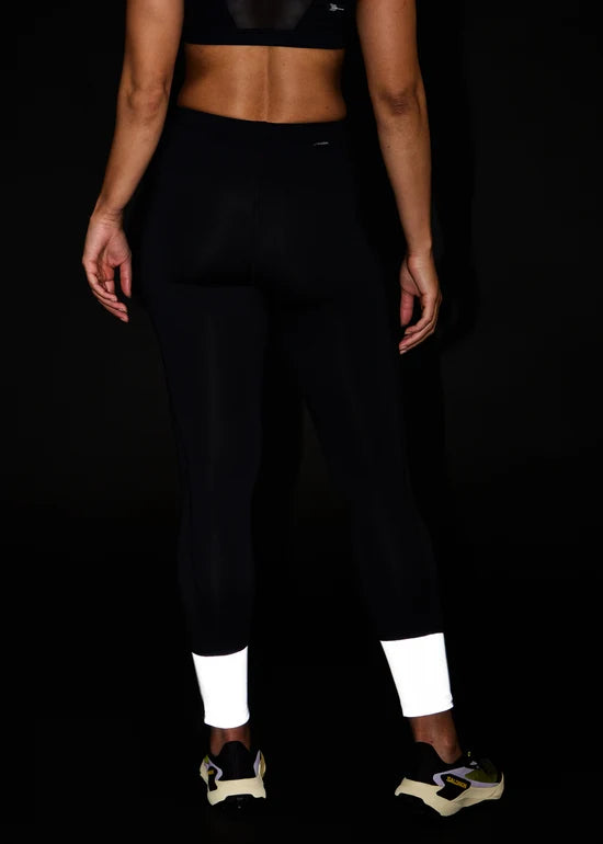 Women's Oiselle Fireglow Fleece Tights. Black.