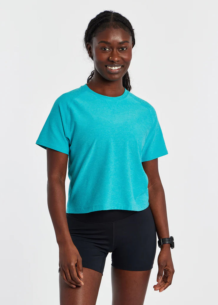 Women's Oiselle Lux Boxy Short Sleeve. Blue/Green. Front view.