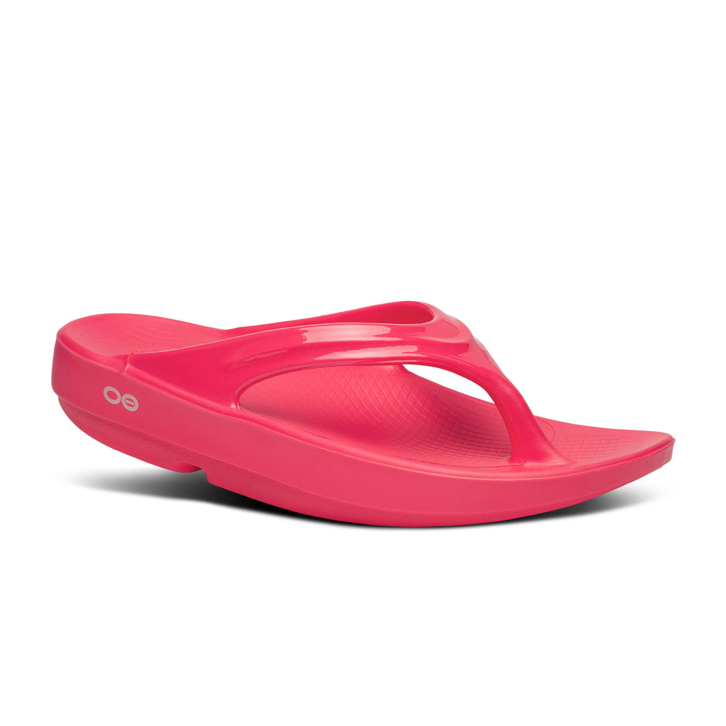 Women's Oofos Oolala Thong. Hot pink. Lateral view.