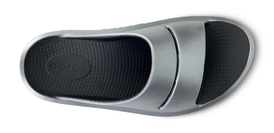 Women's Oofos OOmega Ooahh Sandal. Grey upper. Black midsole. Top view.