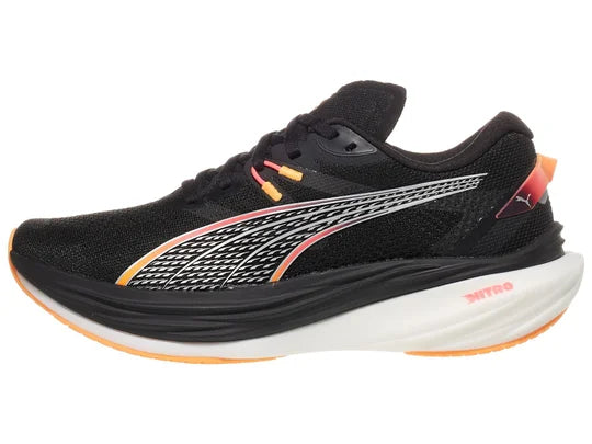 Women's Puma Deviate Nitro 3. Black upper. Black/White midsole. Lateral view.