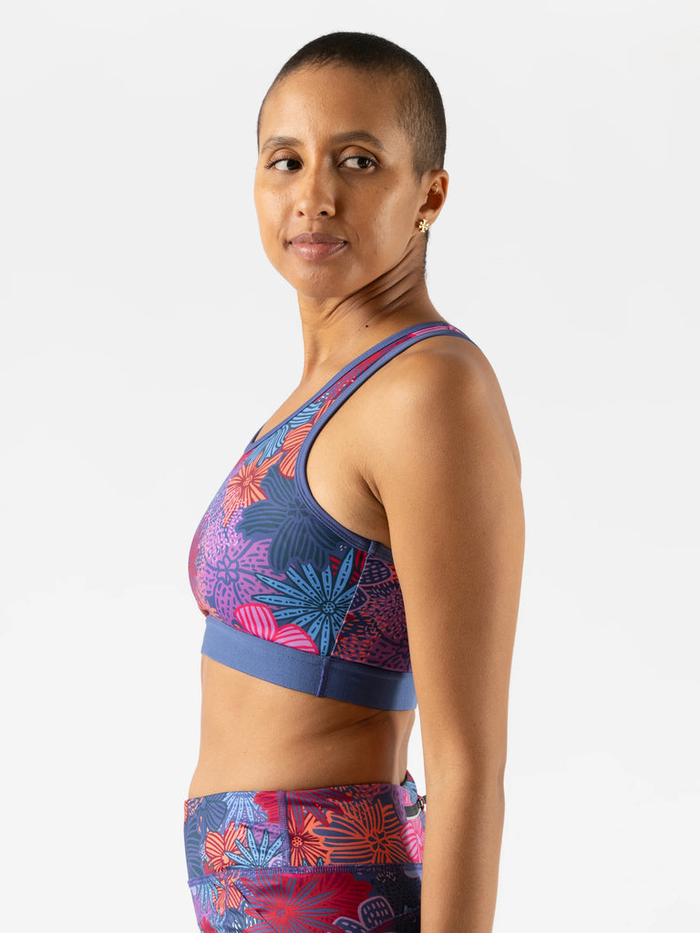 Women's rabbit Utilibra-vo. Floral print. Lateral view.