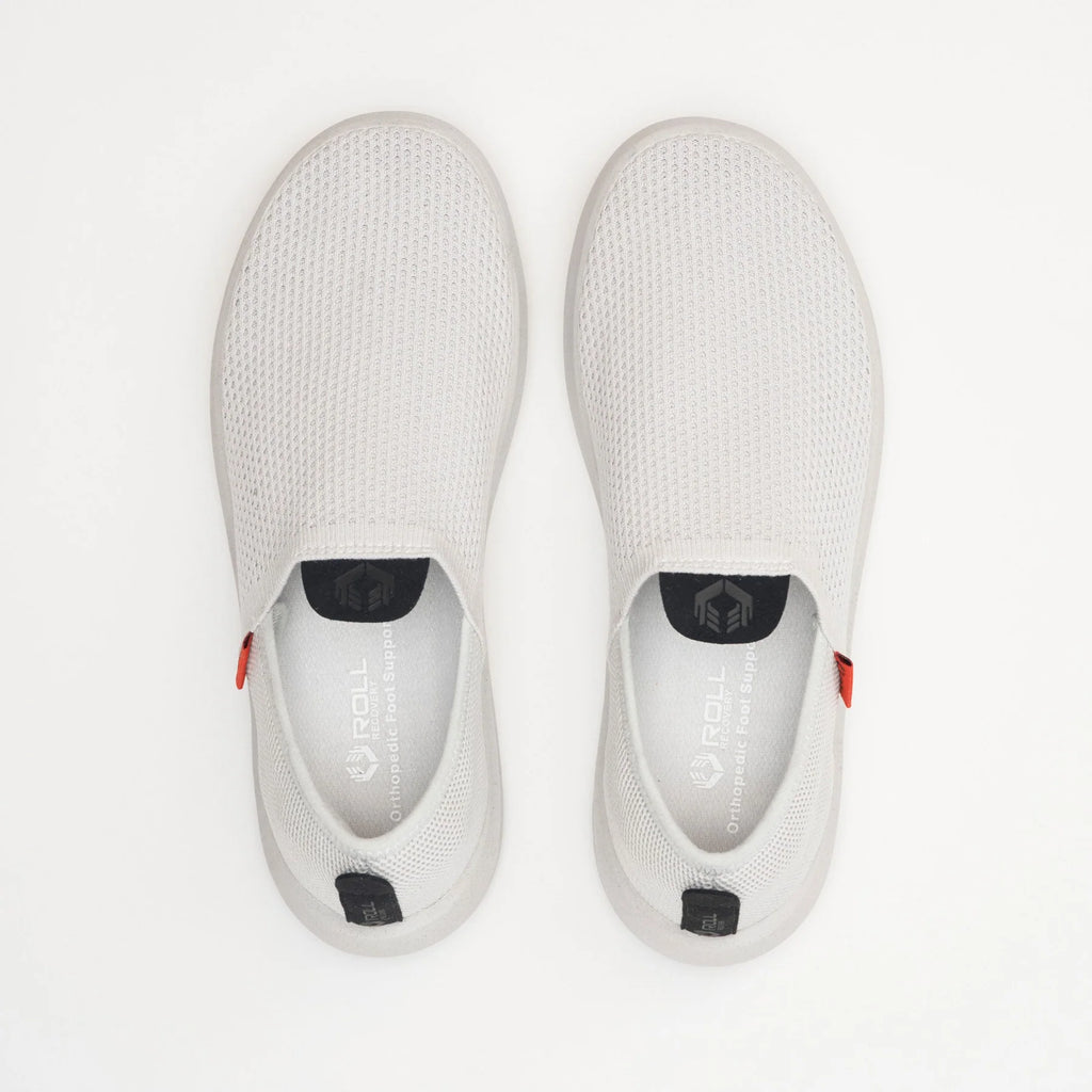 Women's Roll Recovery Superplush Classic. White upper. White midsole. Top view.