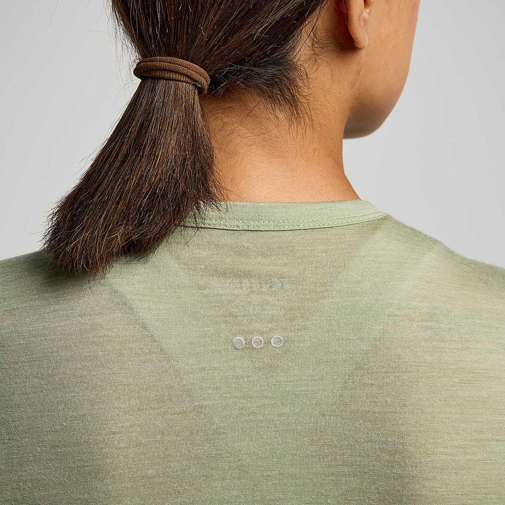 Men's Saucony Peregrine Merino Long Sleeve. Light Green. Rear view.