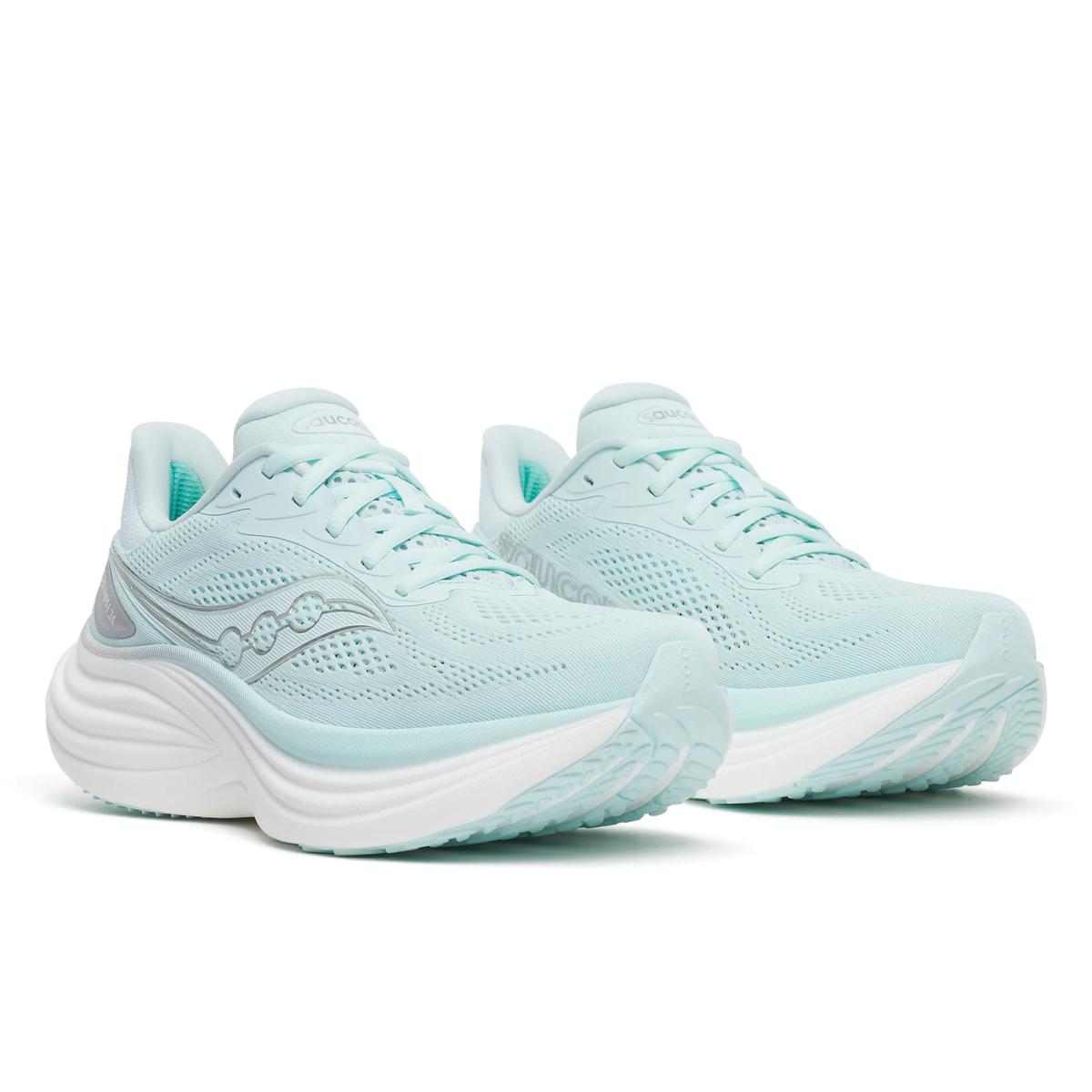Women's Saucony Triumph 24. Light Green upper. White midsole. Lateral view.