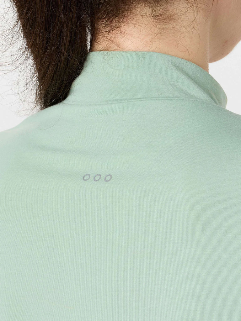 Women's Saucony Triumph Long Sleeve. Light green. 