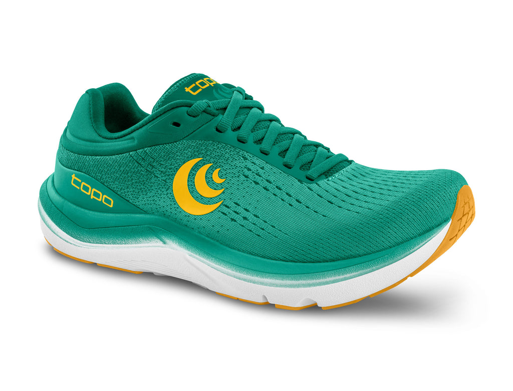 Women's Topo Magnifly 5. Green upper. White midsole. Lateral view.