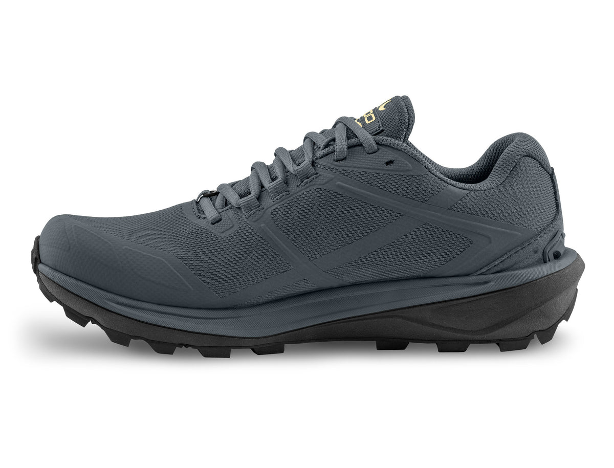 Women's Topo Terraventure 4 WP. Grey upper. Black midsole. Medial view.