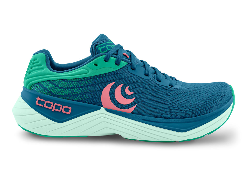 Women's Topo Ultrafly 5. Blue upper. Light Green midsole. Lateral view.