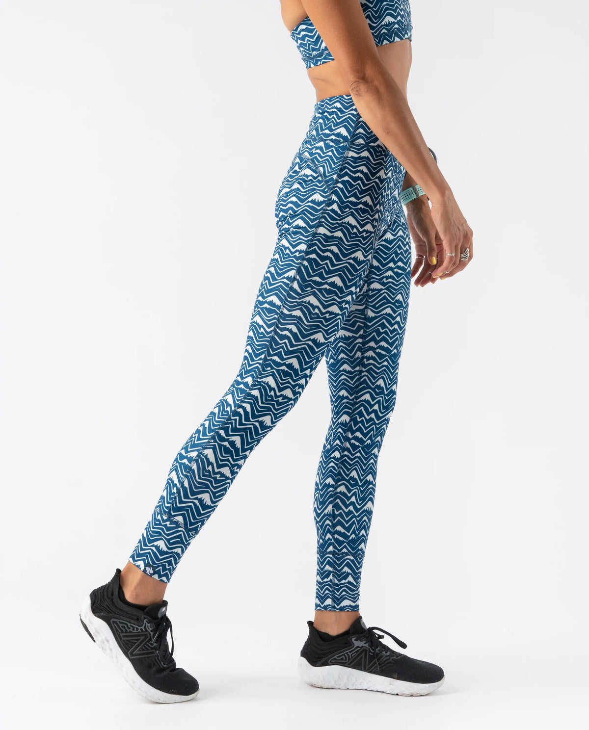 Women's rabbit EZ Tights. Blue/White print. Lateral view.