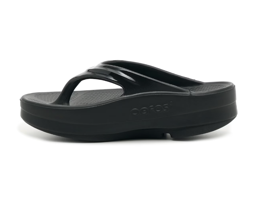 Oofos OOmega Oolala Sandal. Black. Medial view.