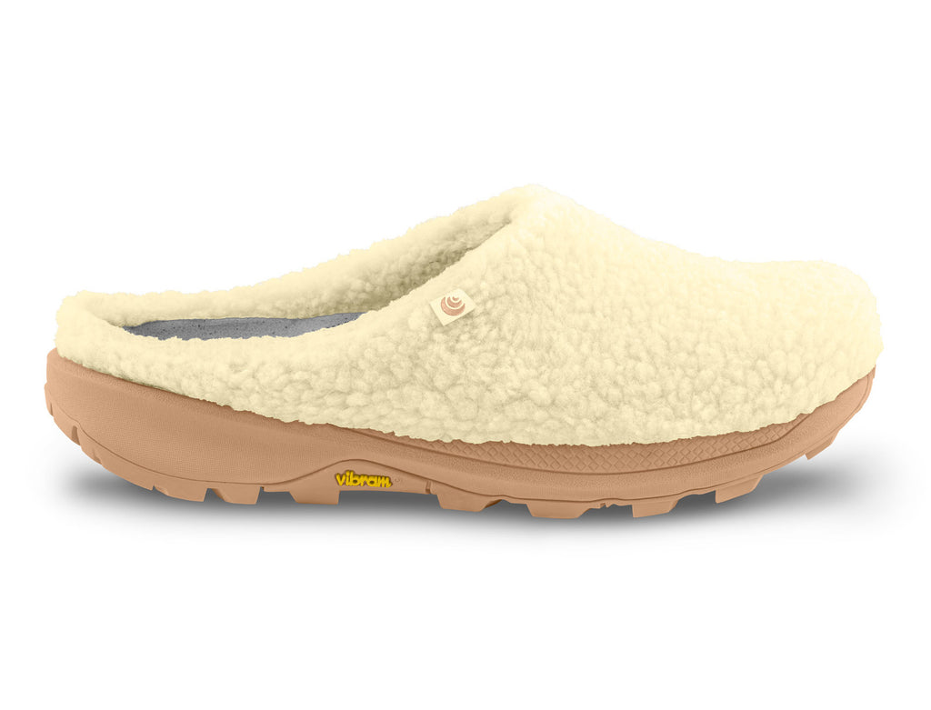 Women's Topo Athletic Revive. Off white upper. Tan midsole. Lateral view.